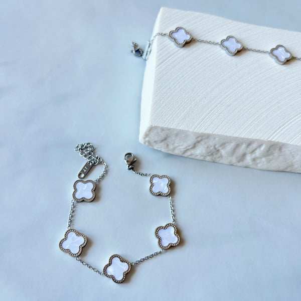 Pulsera Flor Blanca