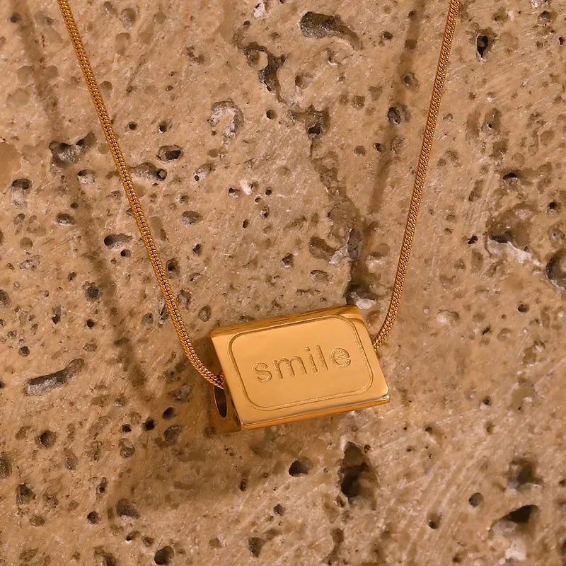 Collar AKRIVOS