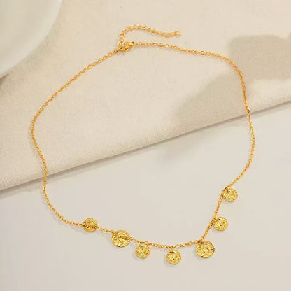 ✨ Collar Chapado en Oro 18k ✨  Descubre nuestro collar chapada en oro de 18 quilates, ideal para lucir elegante en cualquier ocasión. Con un brillo duradero y un diseño sofisticado, este collar es perfecta tanto para eventos especiales como para uso diario. Añade un toque de lujo a tu colección de joyería con este collar chapado en oro.