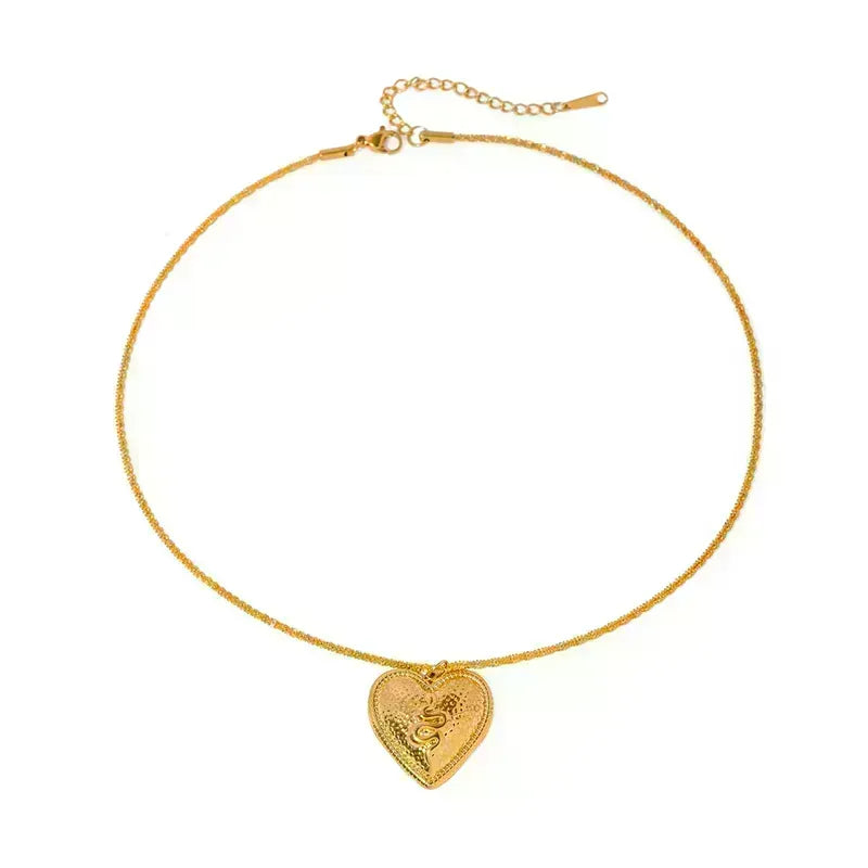 Joyas de acero inoxidable y joyas chapada en oro 18k. Joyas de la mejor calidad. Pendientes , collares , pulseras , anillos . Ideas para regalar 