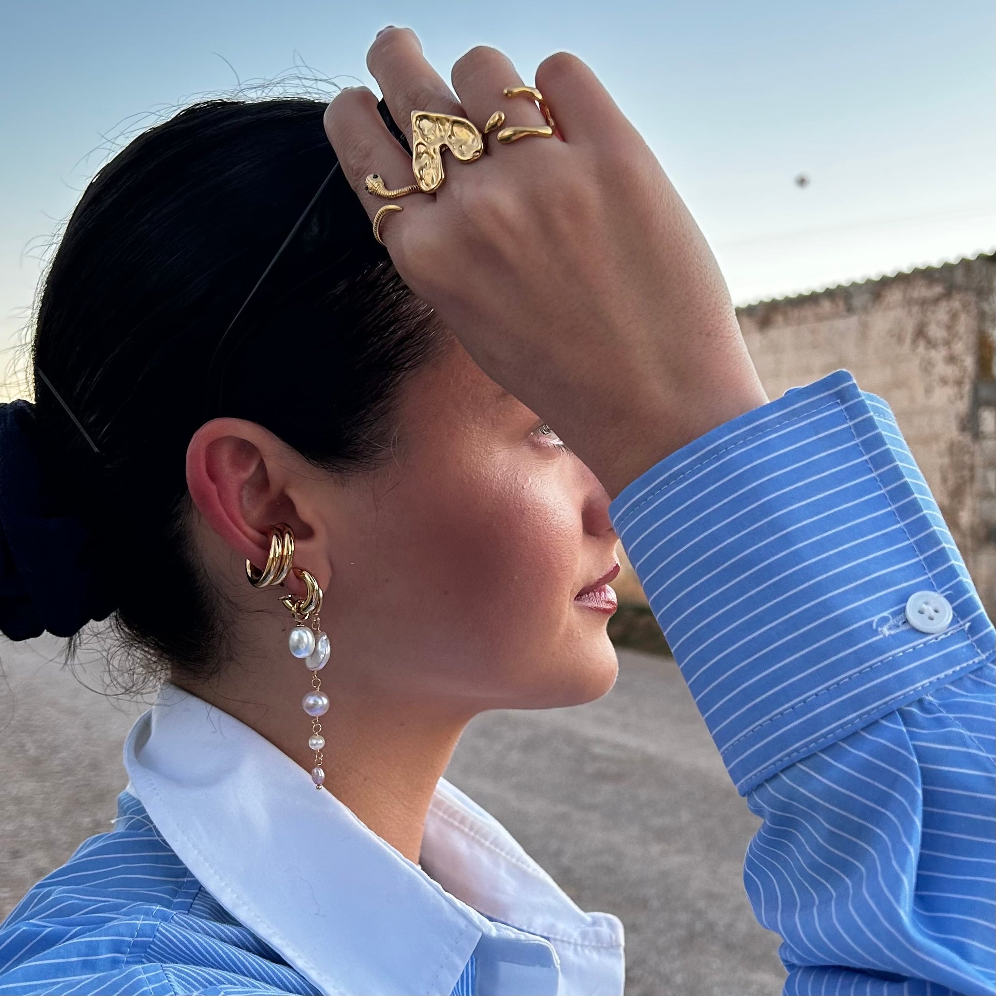 Anillo ajustable chapado en oro 18k. Anillo apto para todos los dedos. Anillo duradero