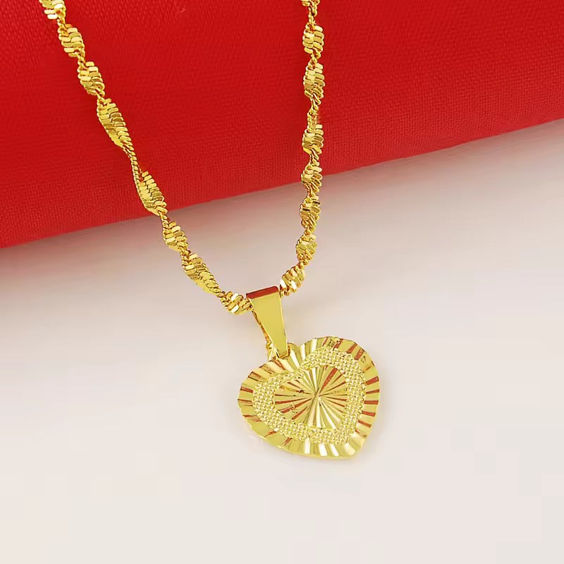 COLLAR LOVE